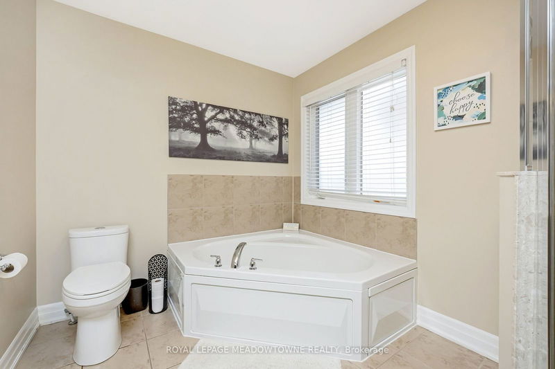 31 Scott Blvd  Milton, L9T 0R9 | Image 14