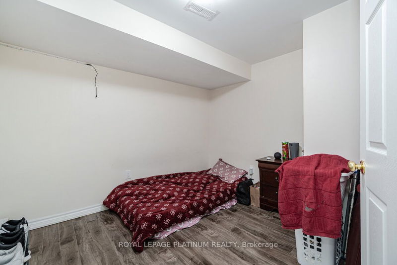 4 Mayfair Cres  Brampton, L6S 3N4 | Image 32