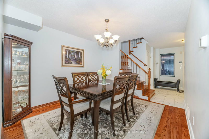 24 Acadian Hts  Brampton, L6Y 4H4 | Image 12