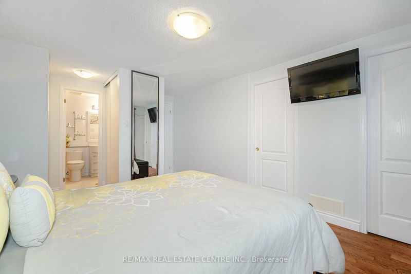 24 Acadian Hts  Brampton, L6Y 4H4 | Image 23