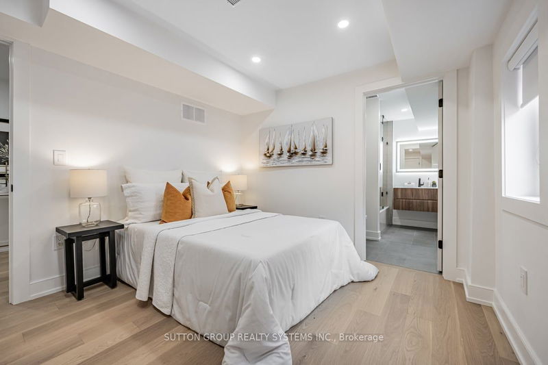 203 Medland St  Toronto, M6P 2N6 | Image 20