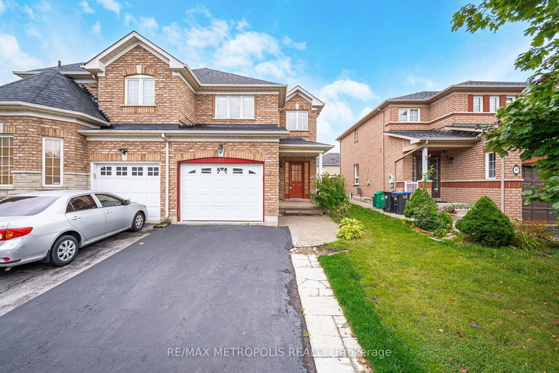 27 Prince Cres  Brampton, L7A 2C9 | Image 1