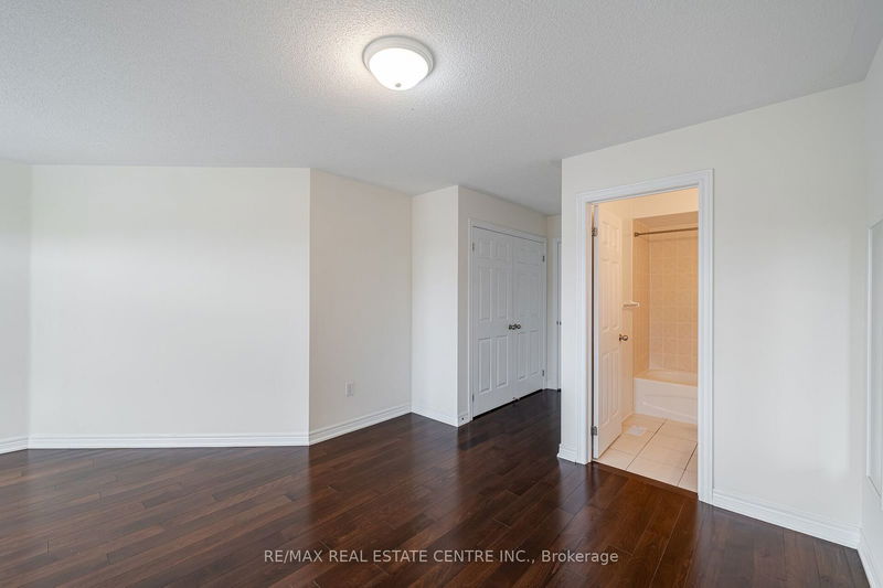 5358 Mallory Rd  Mississauga, L5M 0J3 | Image 35