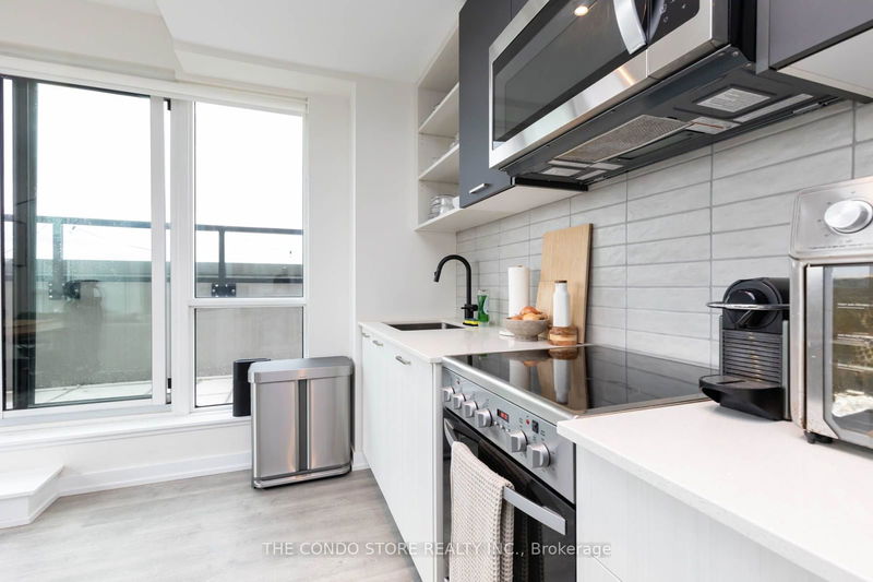  907 - 2300 St. Clair Ave W Toronto, M6N 1K8 | Image 13