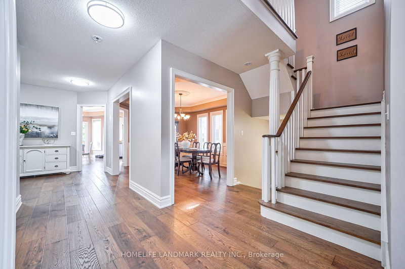 2045 Joshuas Creek Dr  Oakville, L6H 6E5 | Image 6