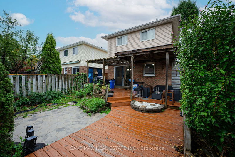 181 Sunforest Dr  Brampton, L6Z 2B5 | Image 35