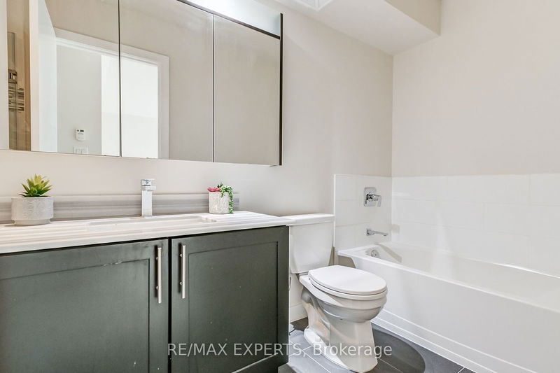  TH 3 - 4070 Parkside Village Dr  Mississauga, L5B 0K2 | Image 28