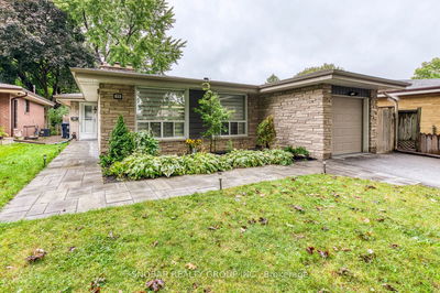 29 Cromer Pl  Toronto, M9R 2E2 | Image 1