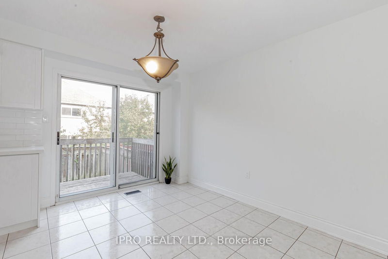 23 Hot Spring Rd  Brampton, L6R 3H9 | Image 17