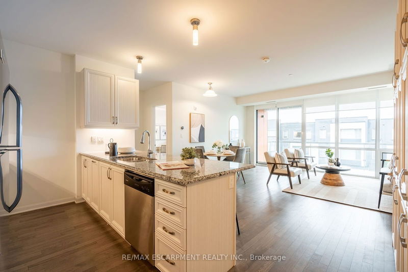  301 - 3028 Creekshore Common   Oakville, L6M 5K6 | Image 5