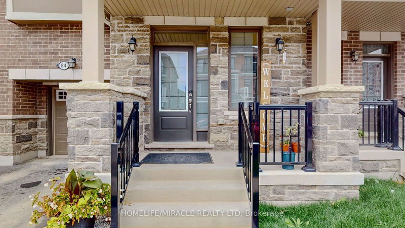 84 Keppel Circ  Brampton, L7A 5K9 | Image 4