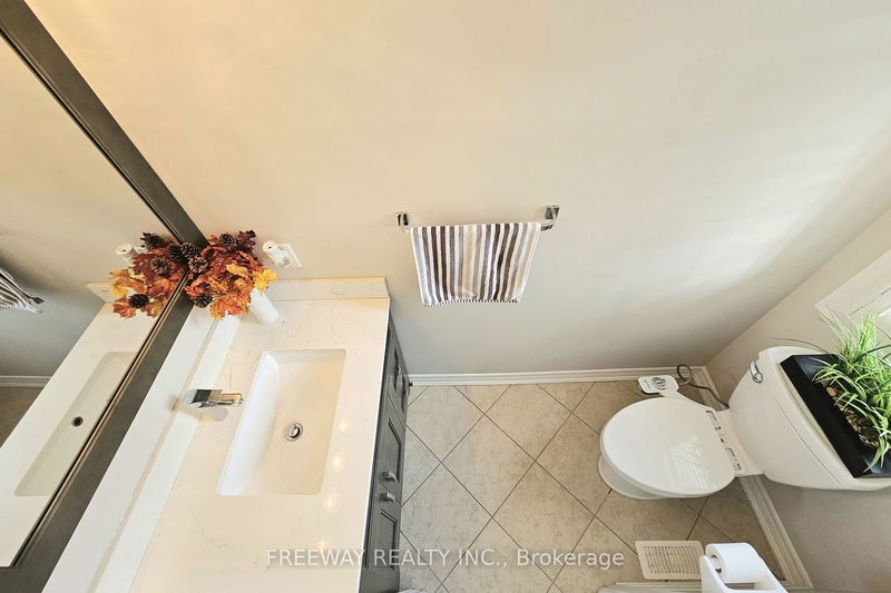 28 Penelope St  Brampton, L6P 3H7 | Image 20