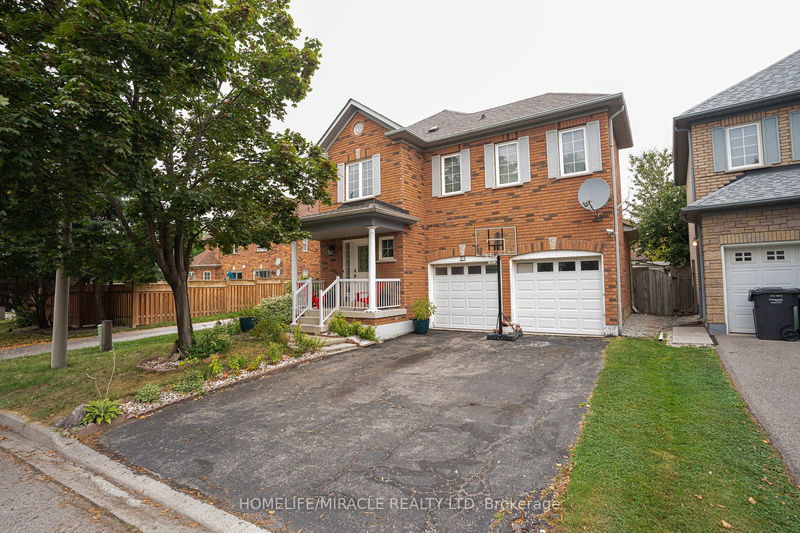 23 Badger Ave  Brampton, L6R 1Z2 | Image 3