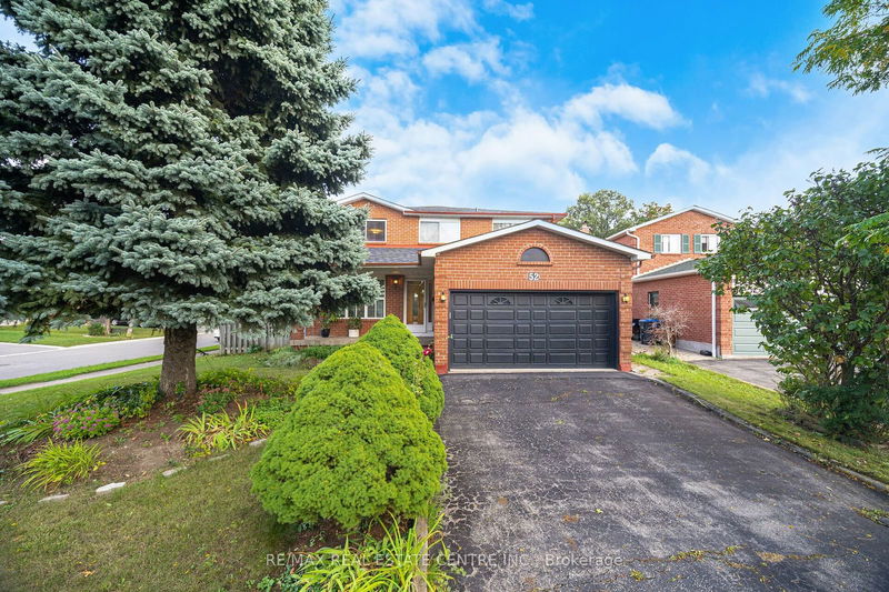 52 Dundalk Cres  Brampton, L6Z 2V1 | Image 1