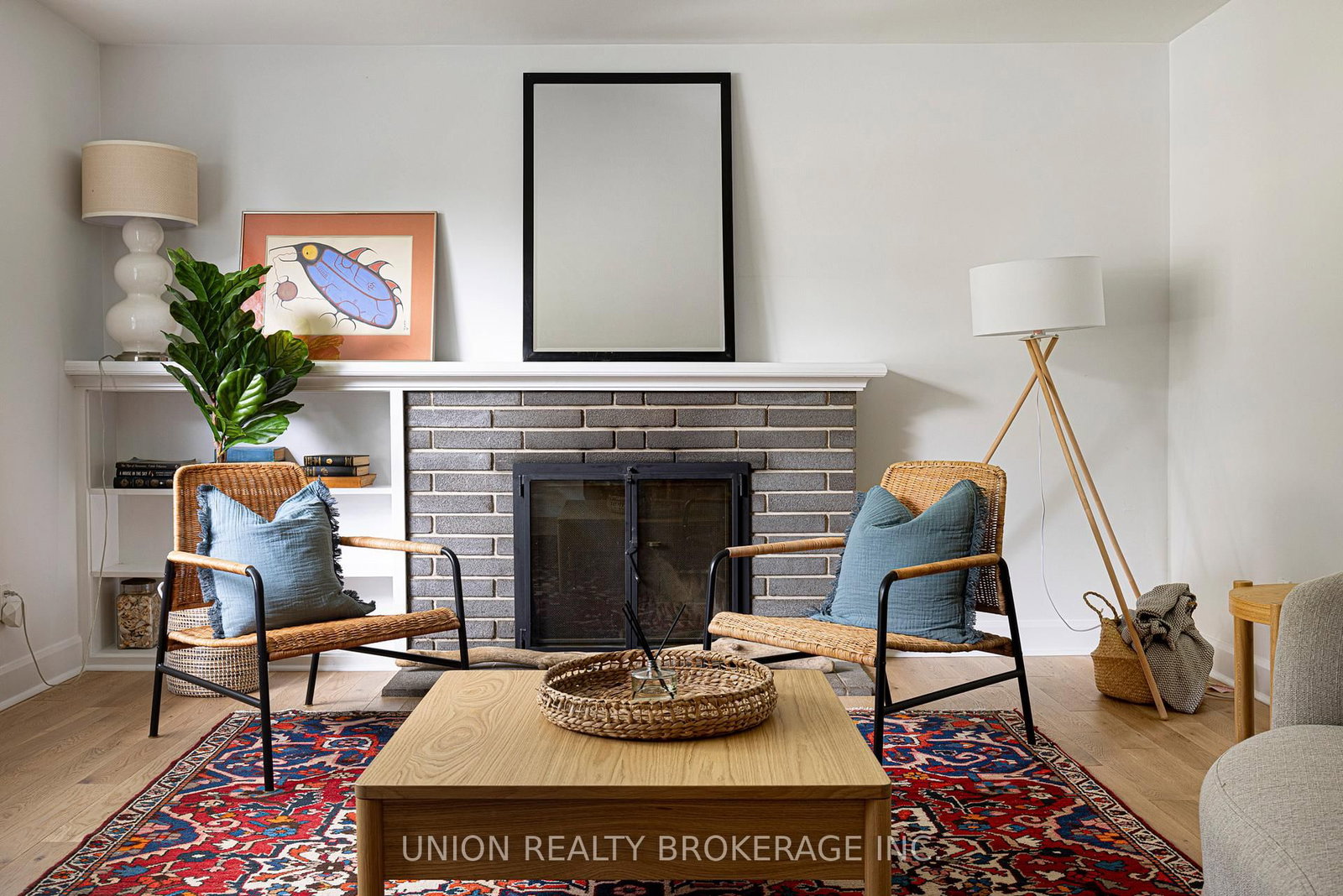 Listing Image 7