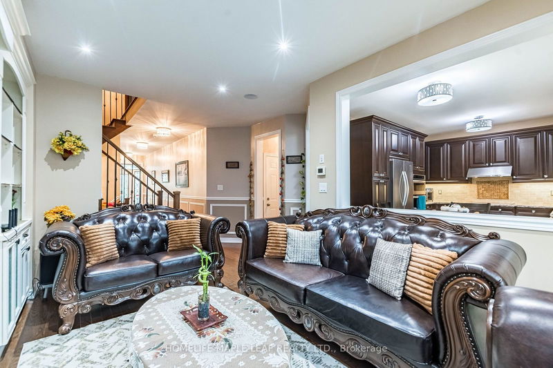 34 Jolana Cres  Halton Hills, L7G 0G5 | Image 10