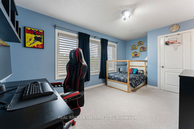 2576 Armour Cres  Burlington, L7M 4T3 | Image 27