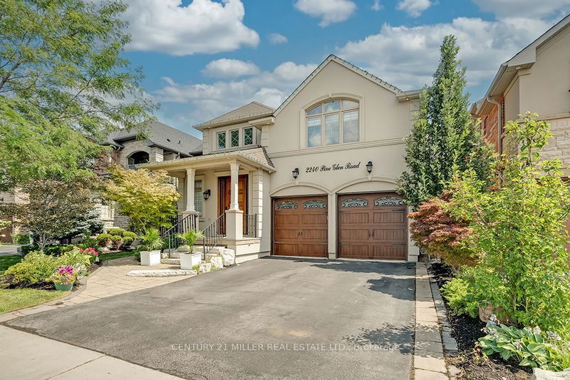 2240 Pine Glen Rd S Oakville, L6M 0G5 | Image 1