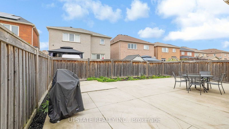 47 Denali Cres  Brampton, L6P 3X1 | Image 36