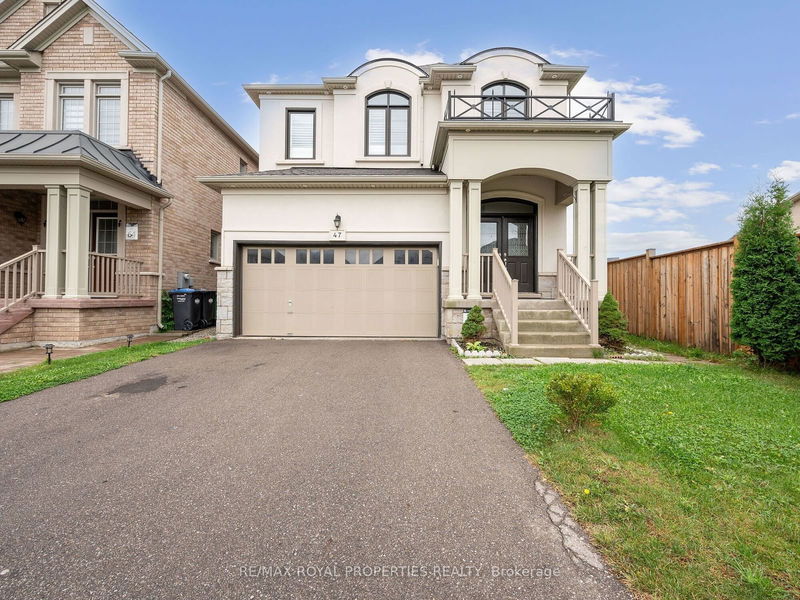 47 Dunley Cres  Brampton, L6X 5G8 | Image 1