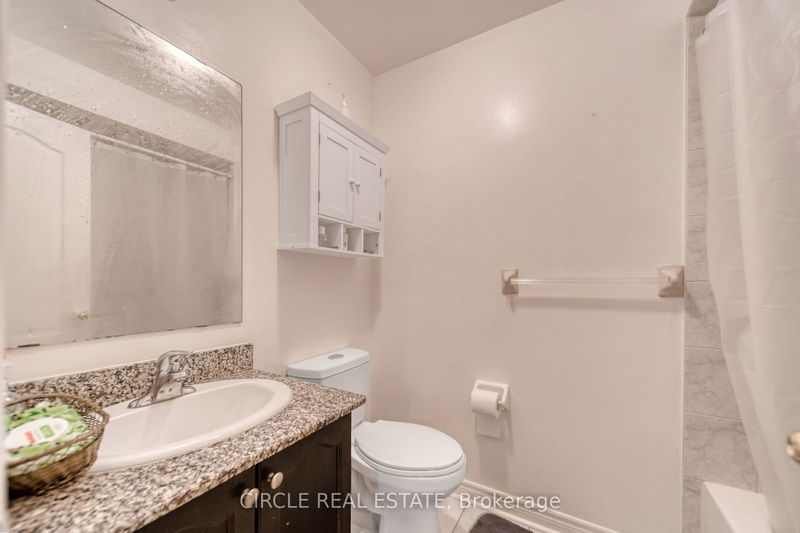 82 Amaranth Cres  Brampton, L7A 0L4 | Image 29