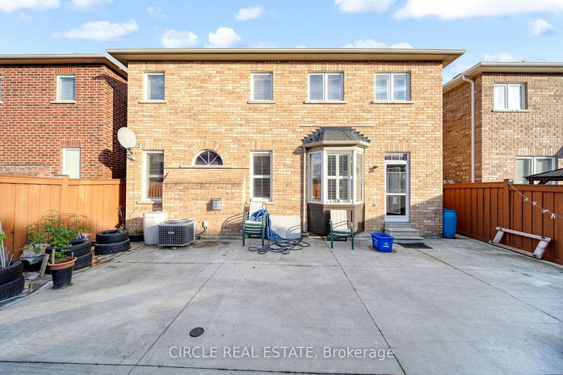 82 Amaranth Cres  Brampton, L7A 0L4 | Image 40