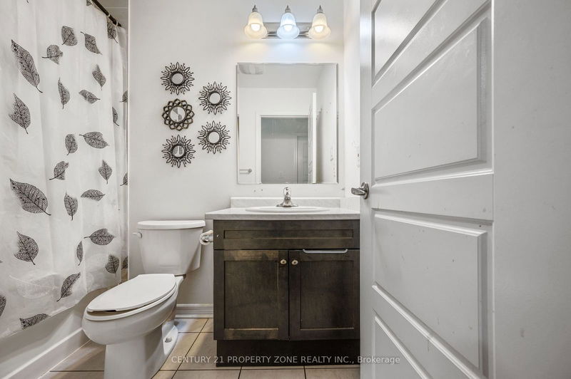 13 Metro Cres  Brampton, L7A 4N8 | Image 13