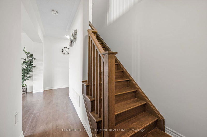 13 Metro Cres  Brampton, L7A 4N8 | Image 17