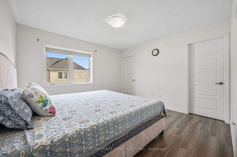 13 Metro Cres  Brampton, L7A 4N8 | Image 22