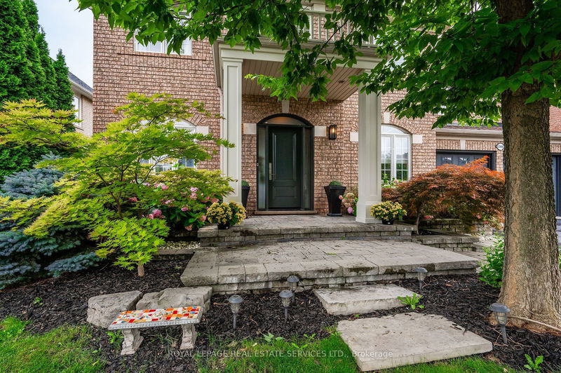 2366 Valleyridge Dr  Oakville, L6M 5C3 | Image 5