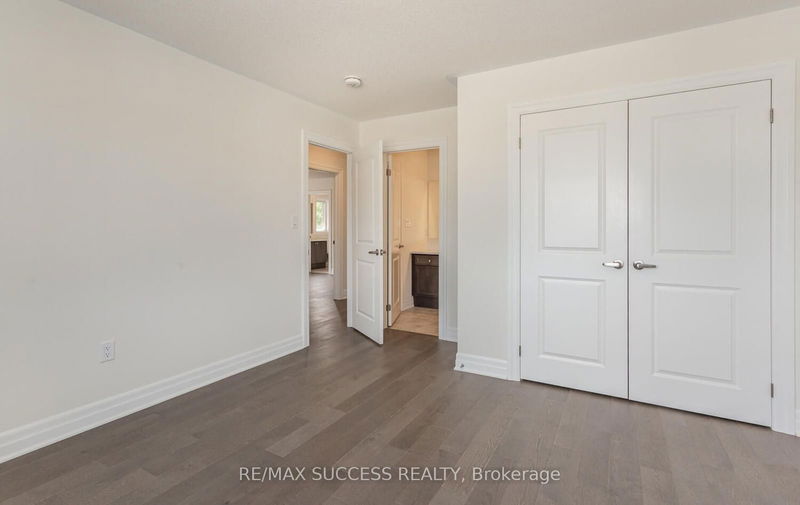 588 Queen Mary Dr  Brampton, L7A 5H5 | Image 20