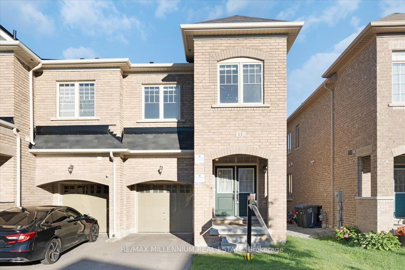 home for lease on 13 Goulston Street