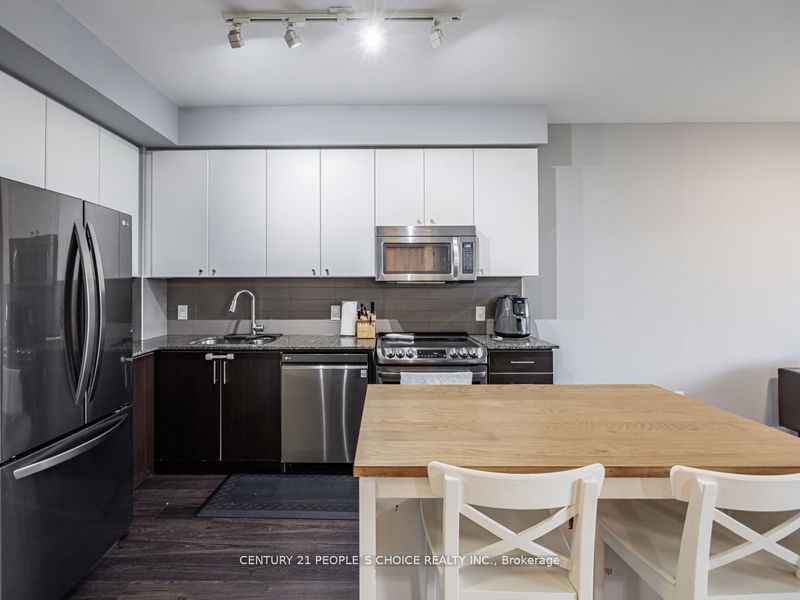  423 - 8 Fieldway Rd  Toronto, M8Z 0C3 | Image 8