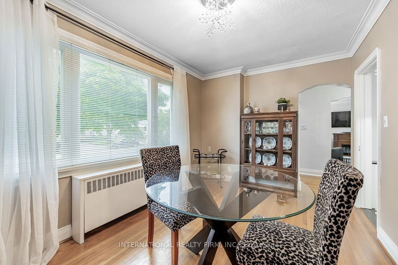 19 Culnan Ave  Toronto, M8Z 5A9 | Image 5