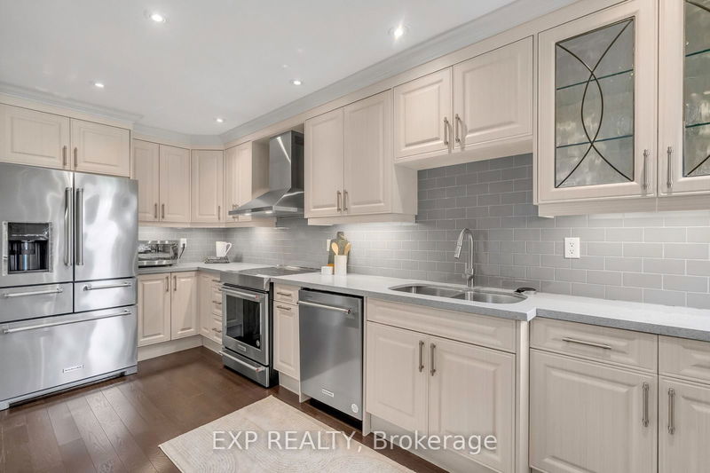 89 Acadian Hts  Brampton, L6Y 4H2 | Image 6