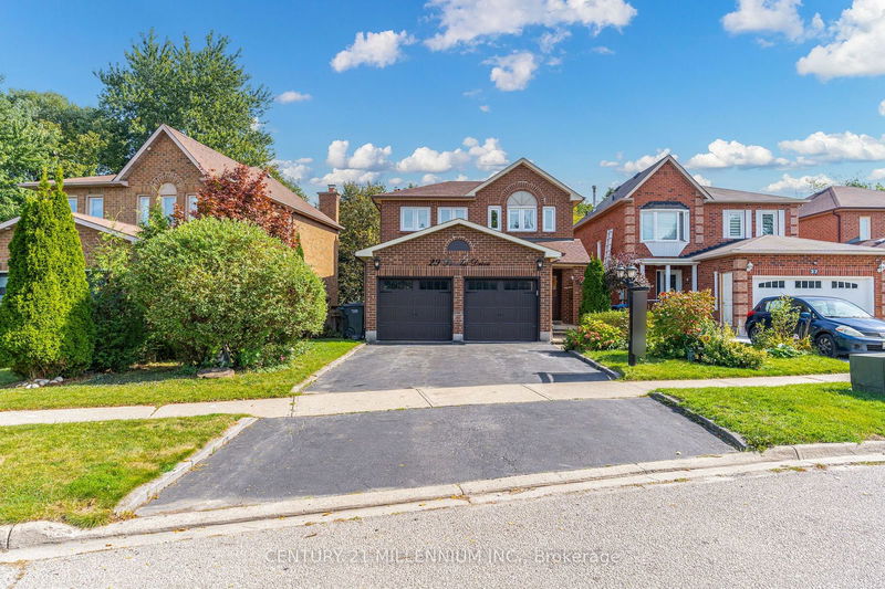 29 Pinellas Dr  Brampton, L6Z 3C1 | Image 2