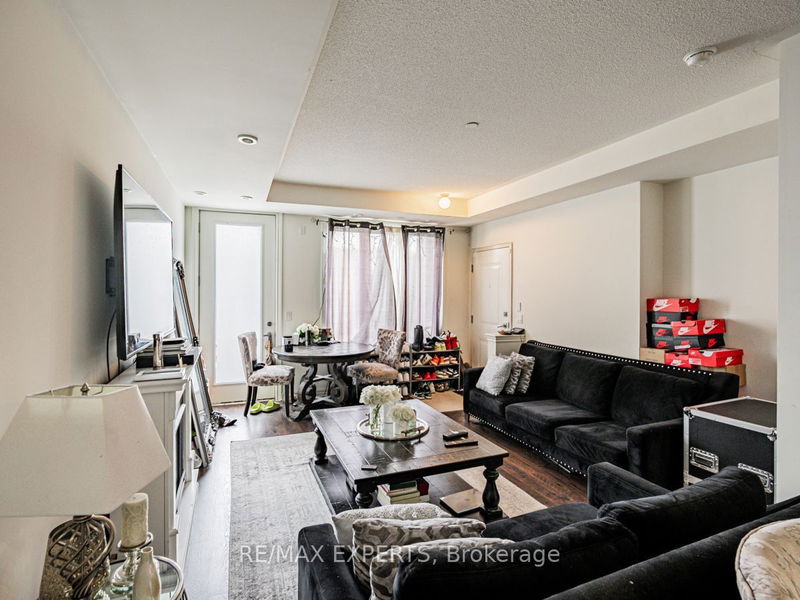  Th9 - 145 Long Branch Ave  Toronto, M8W 0A9 | Image 6