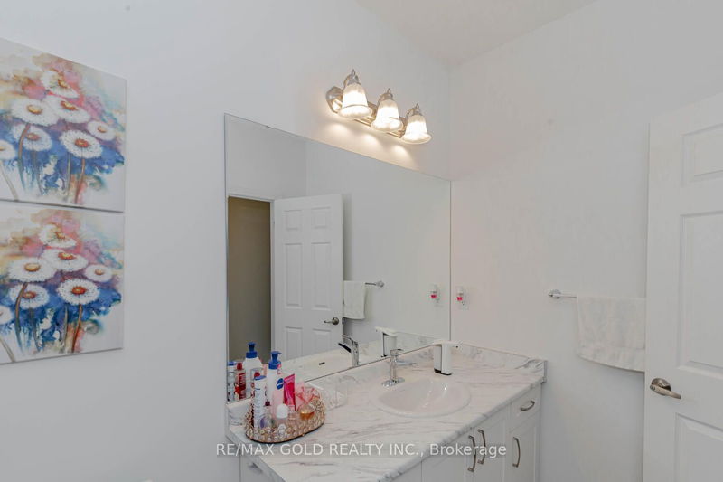 8 Melmar St  Brampton, L7A 5K4 | Image 36