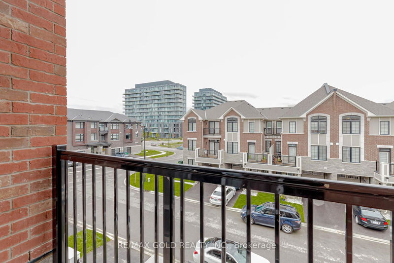 8 Melmar St  Brampton, L7A 5K4 | Image 39