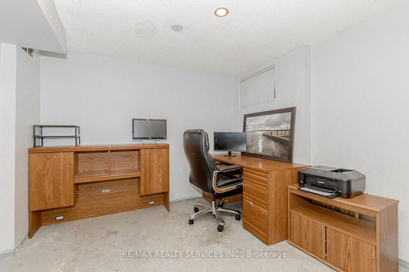 32 Simmons Blvd  Brampton, L6V 3V5 | Image 28