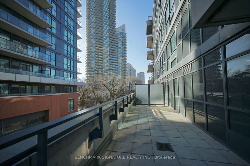  311 - 2220 Lake Shore Blvd Blvd W Toronto, M8V 0C1 | Image 13