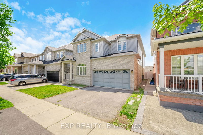 1002 Vickerman Way  Milton, L9T 0C1 | Image 2