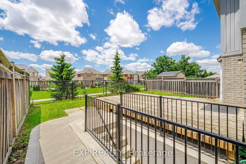 1002 Vickerman Way  Milton, L9T 0C1 | Image 25