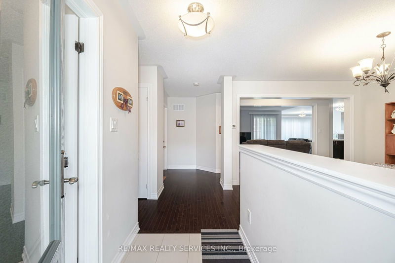  43 - 17 Lacorra Way  Brampton, L6R 3P2 | Image 3