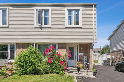 3094 Redbank Cres  Mississauga, L4T 1V1 | Image 1