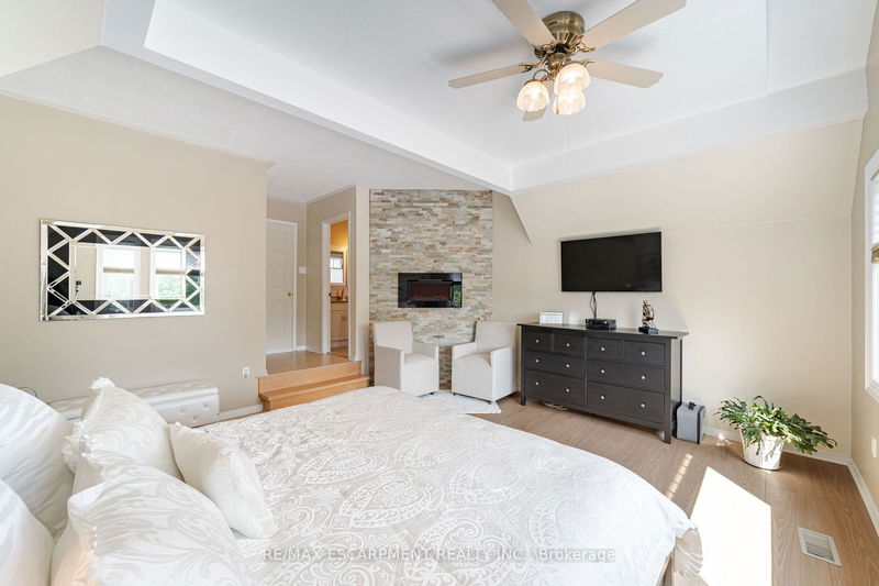 24 Furrows End   Brampton, L6Z 4S5 | Image 23