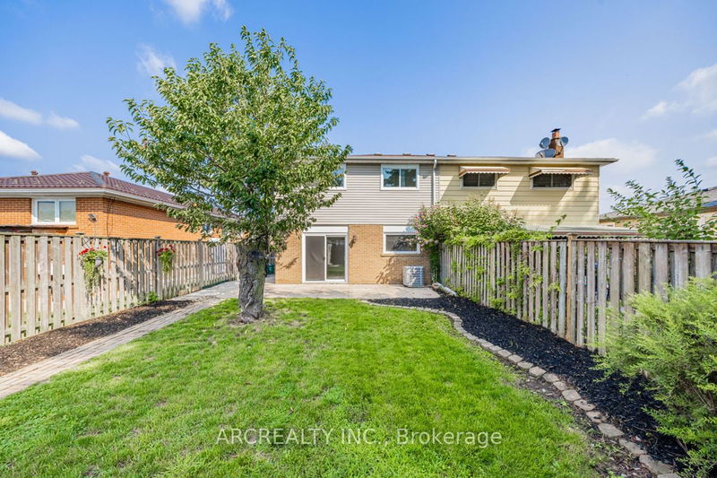 2390 Whaley Dr  Mississauga, L5B 2B5 | Image 33