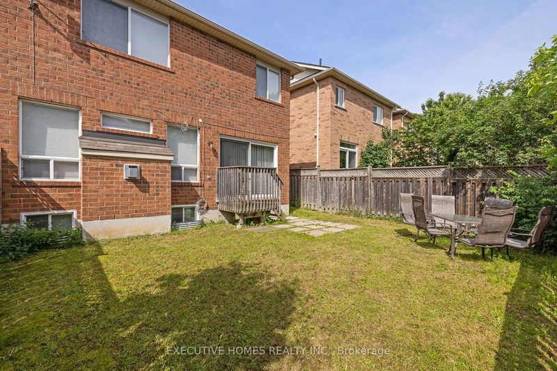 5415 Longford Dr  Mississauga, L5M 7Y3 | Image 7