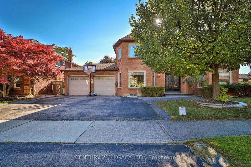 home for lease on 28 Ridelle Court