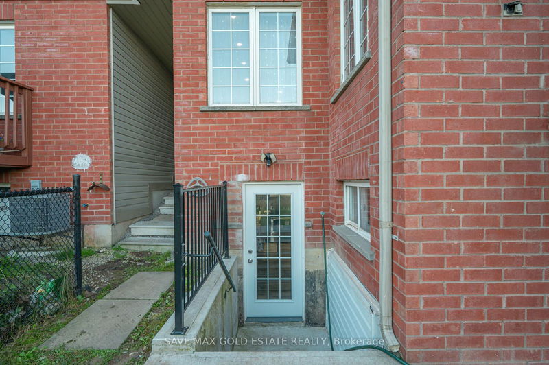 48 Monaco Crt  Brampton, L7A 1X4 | Image 36